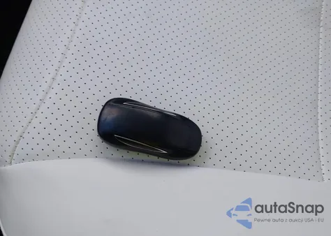 2020 Tesla Model X Long Range Dual Motor All-Wheel Drive/Long Range Plus Dual Motor All-Wheel Drive z USA, uszkodzony, nr VIN 5YJXCDE2XLF239455